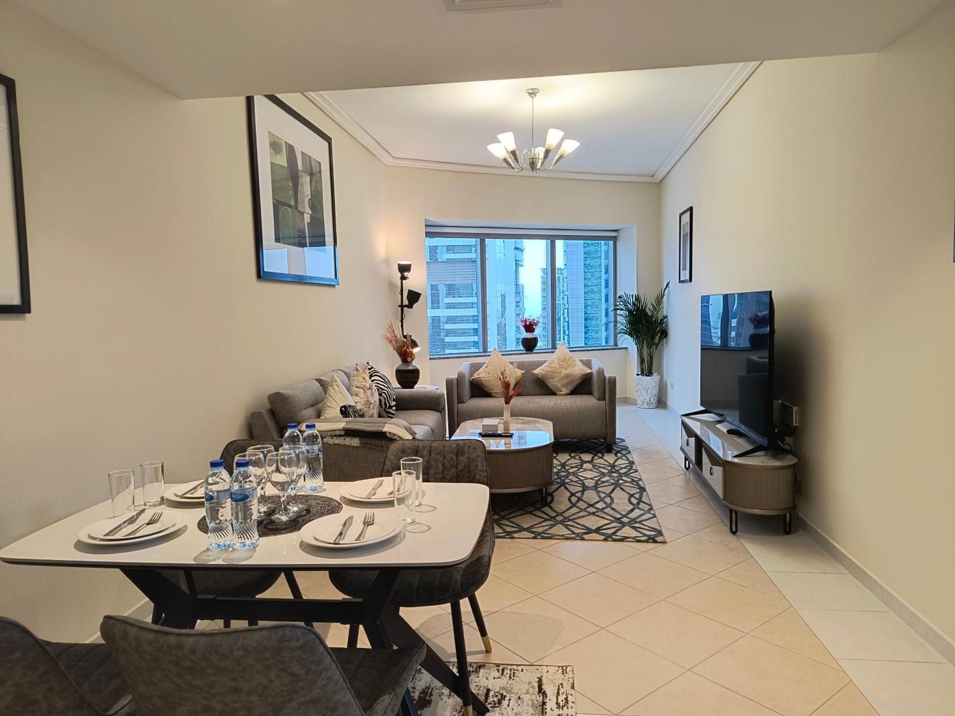 Trinity Holiday Homes - Sheikh Zayed Road Near to Financial Center Metro Station
