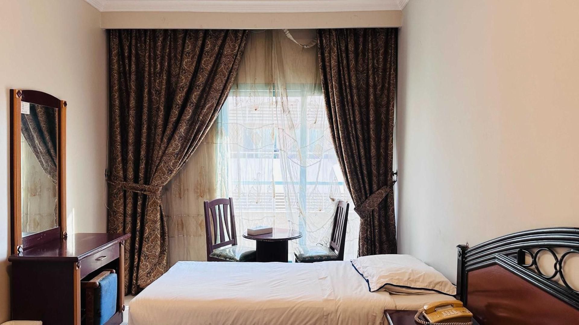 Standard Family Room