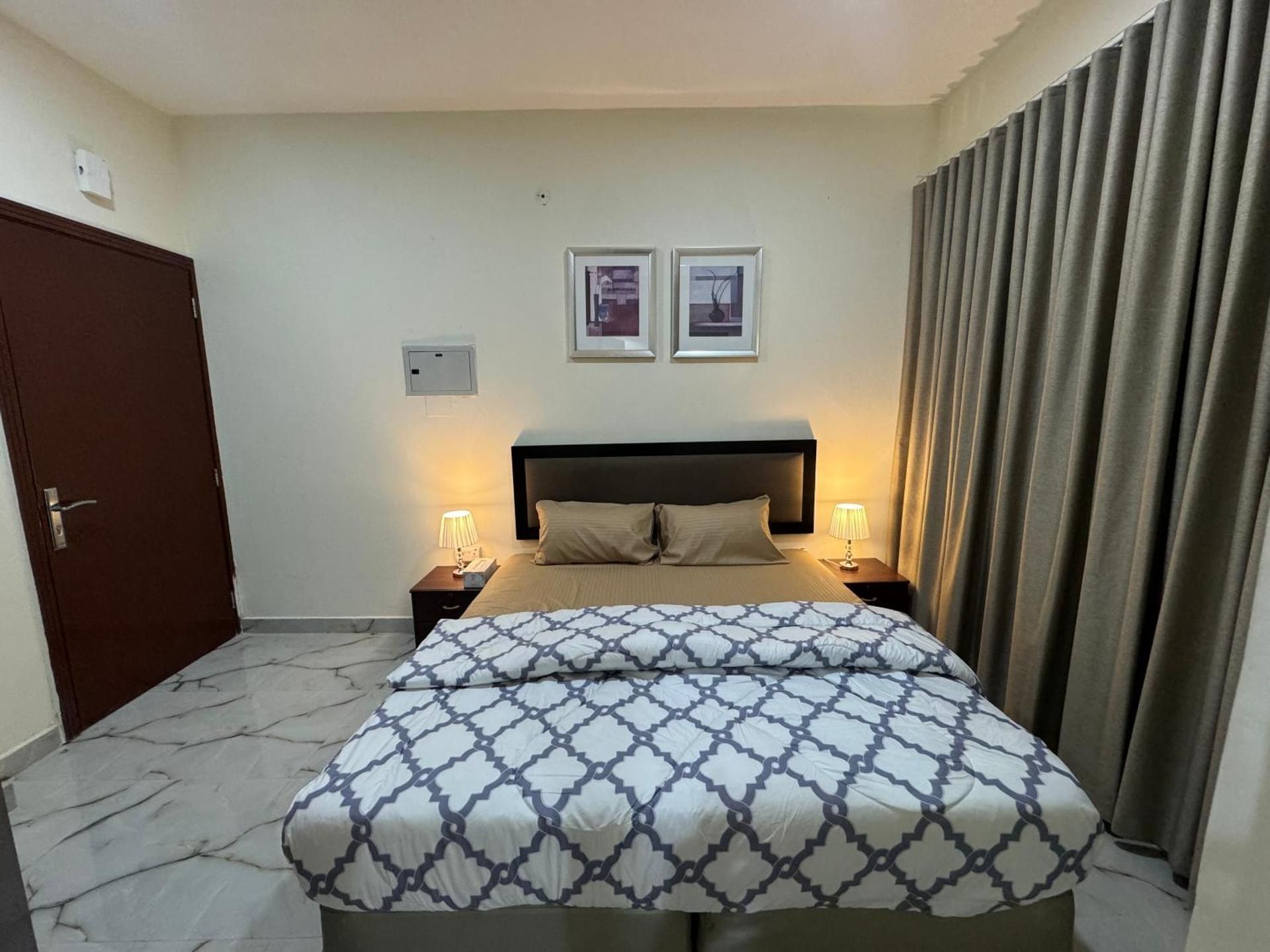 Deluxe Double Room with Bath