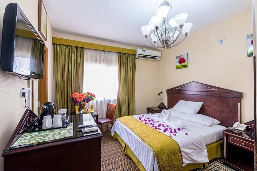 Standard Double Bed
