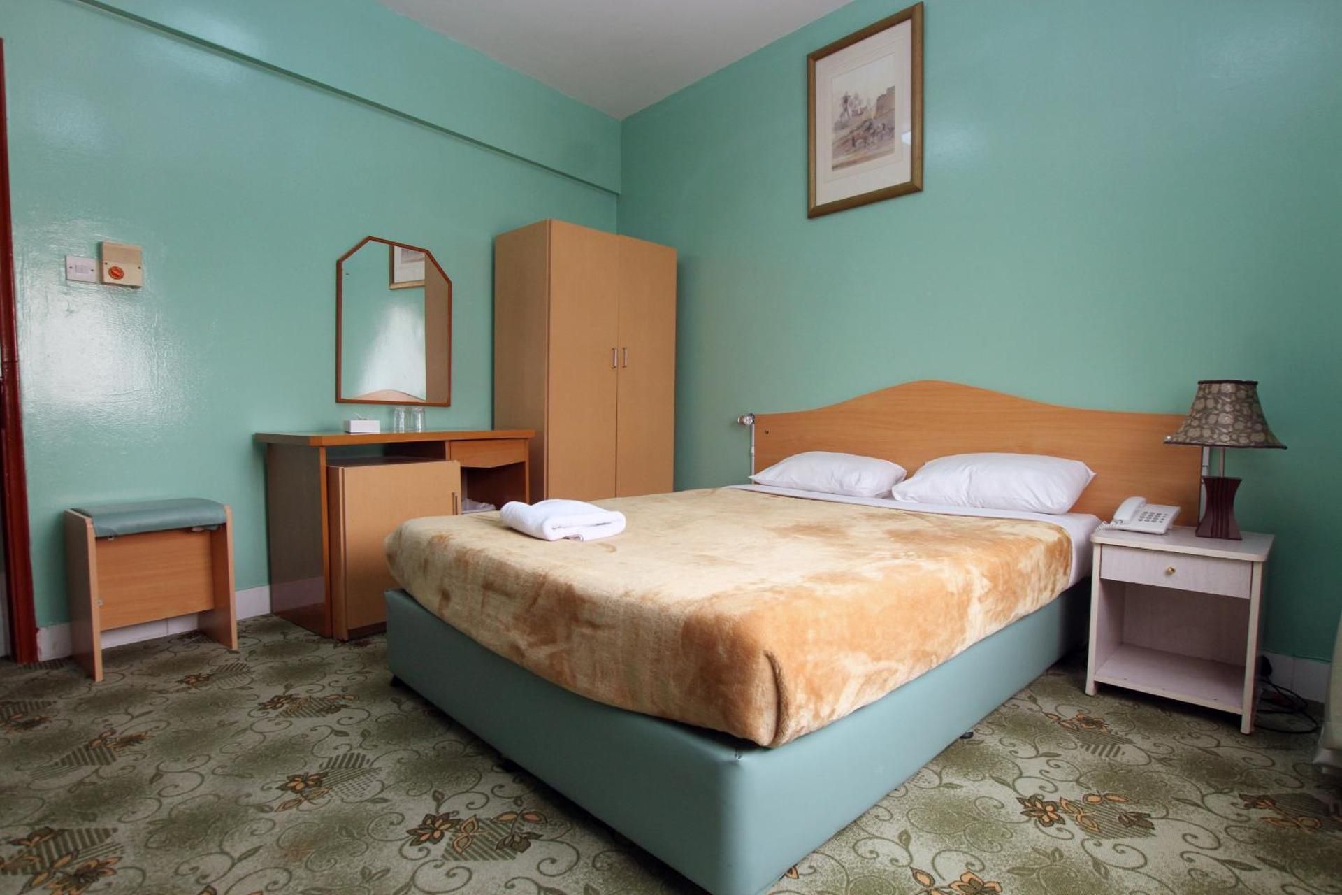 Zaineast Hotel Standard Twin Room 2