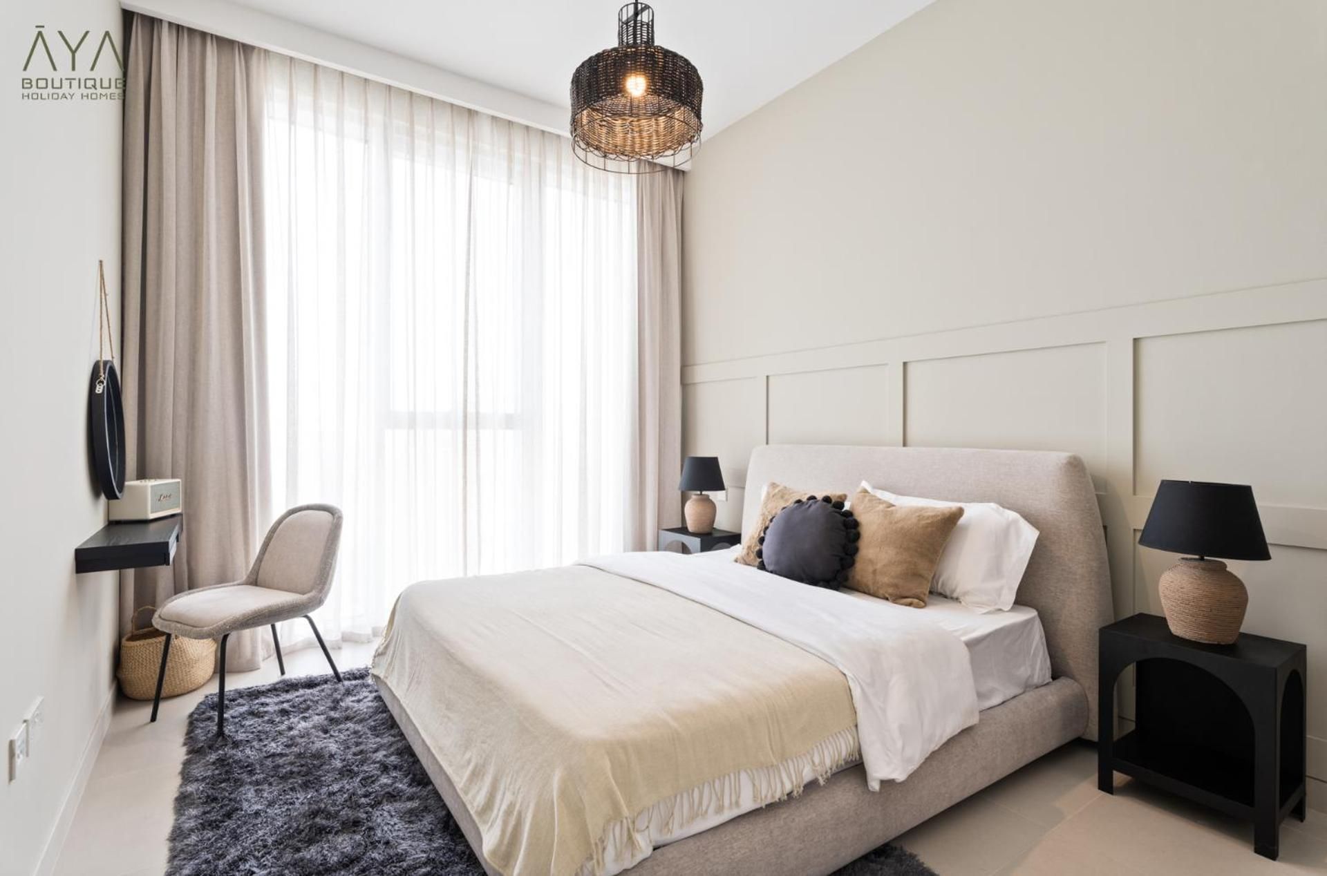 Elegant Luxury Apartment with Stunning Lake Views in Dubai Creek Harbour By AYA Boutique