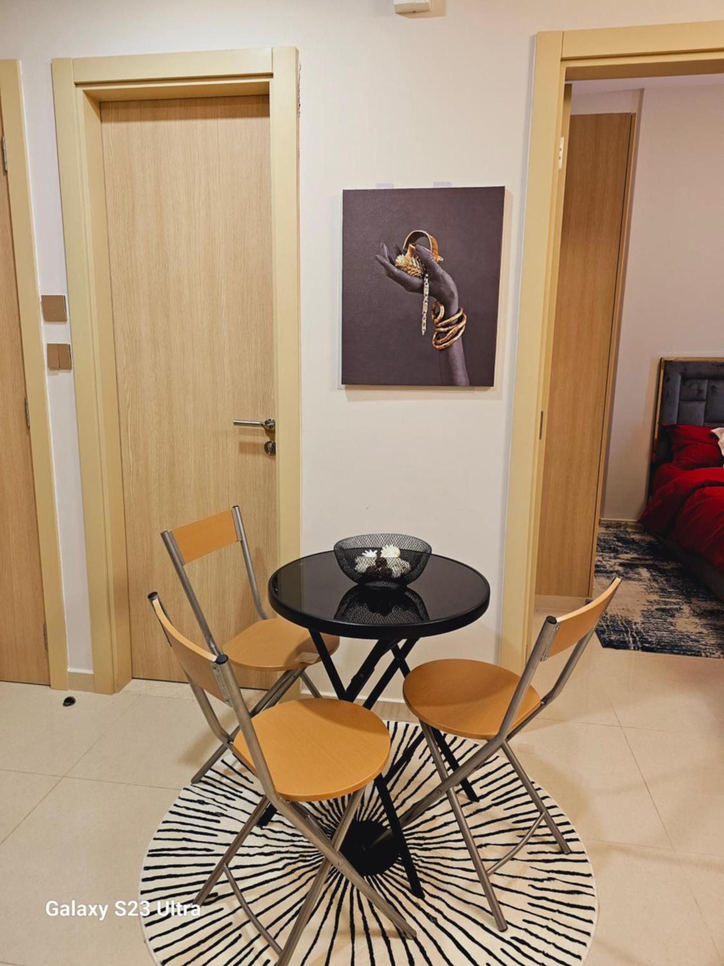Ensuite one bedroom in a 2-bedroom with a shared living room