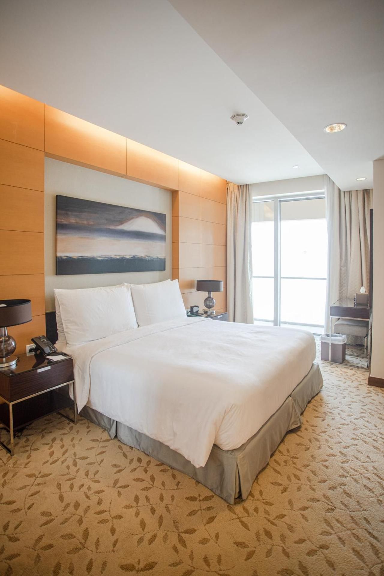 One-Bedroom Apartment with Balcony