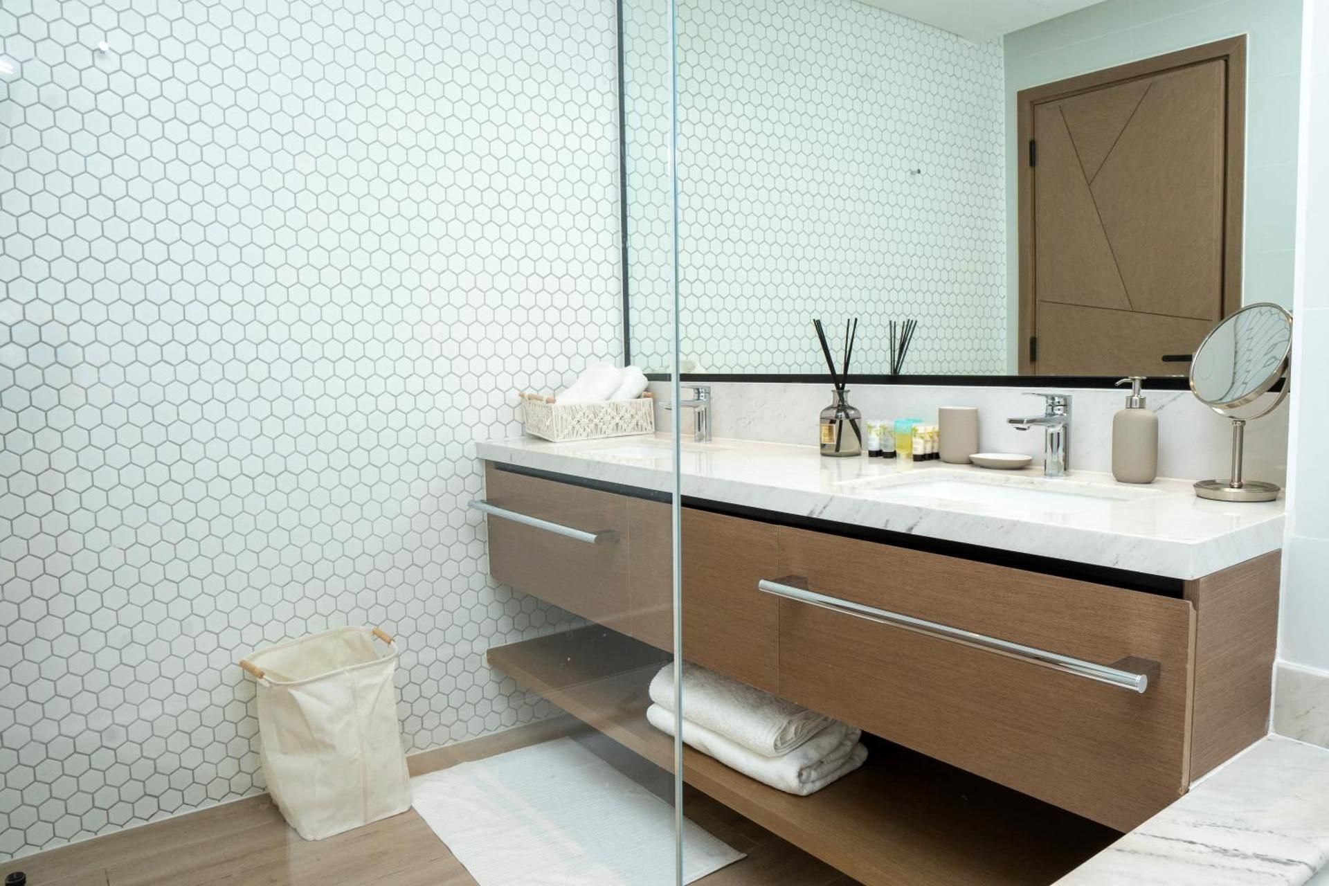 One-Bedroom Apartment with Balcony and Sea View