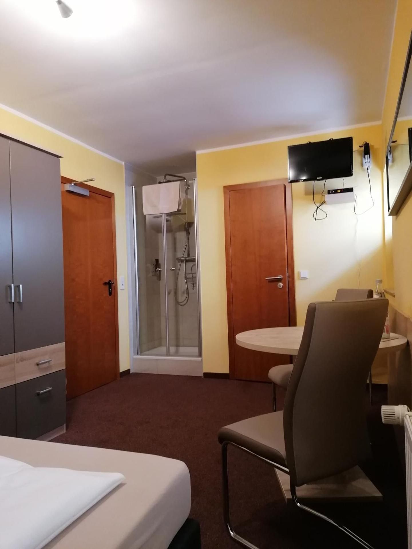 Economy Single Room