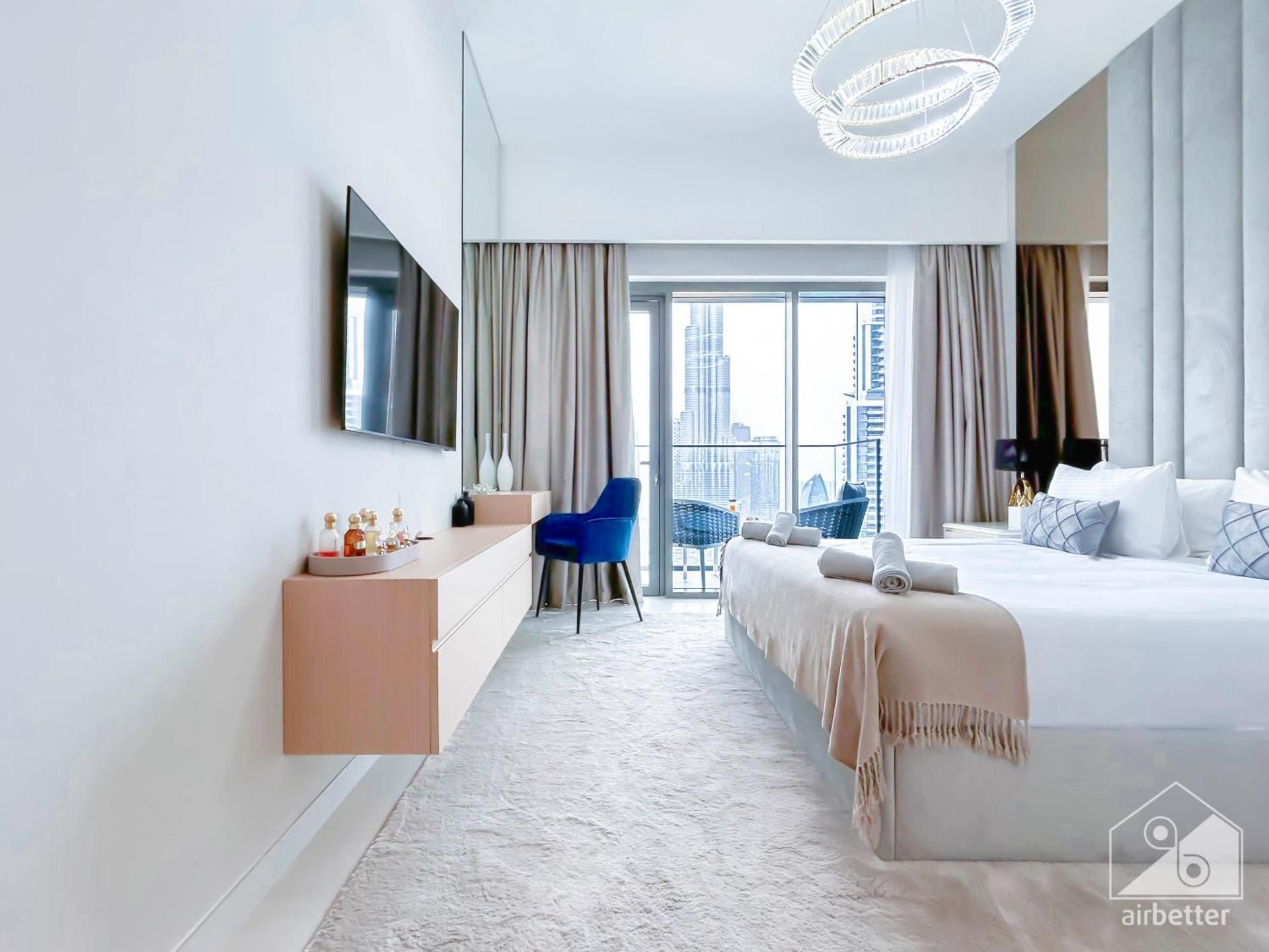 Four-Bedroom Luxury Apartment