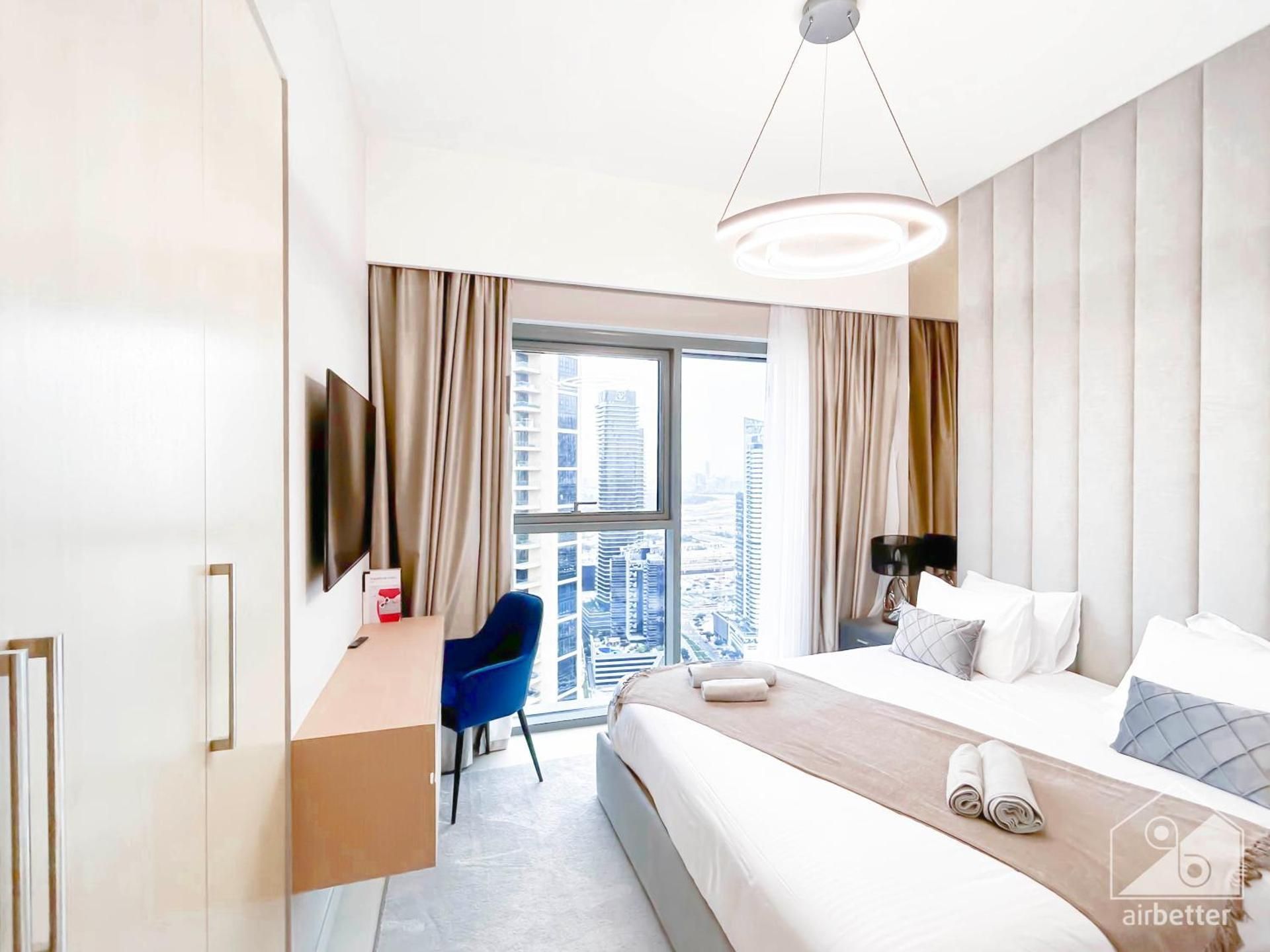 Four-Bedroom Deluxe Apartment