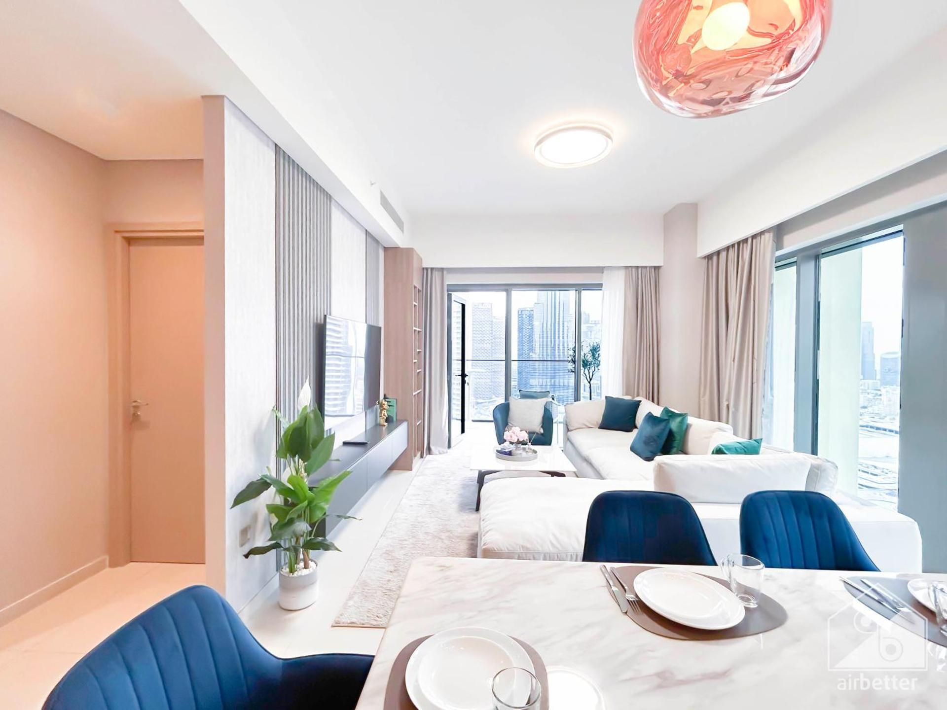 Four-Bedroom Deluxe Apartment
