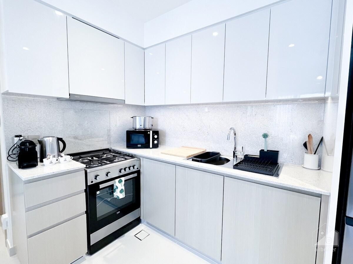 Luxury Burj Royale Modern Apt city view Balcony