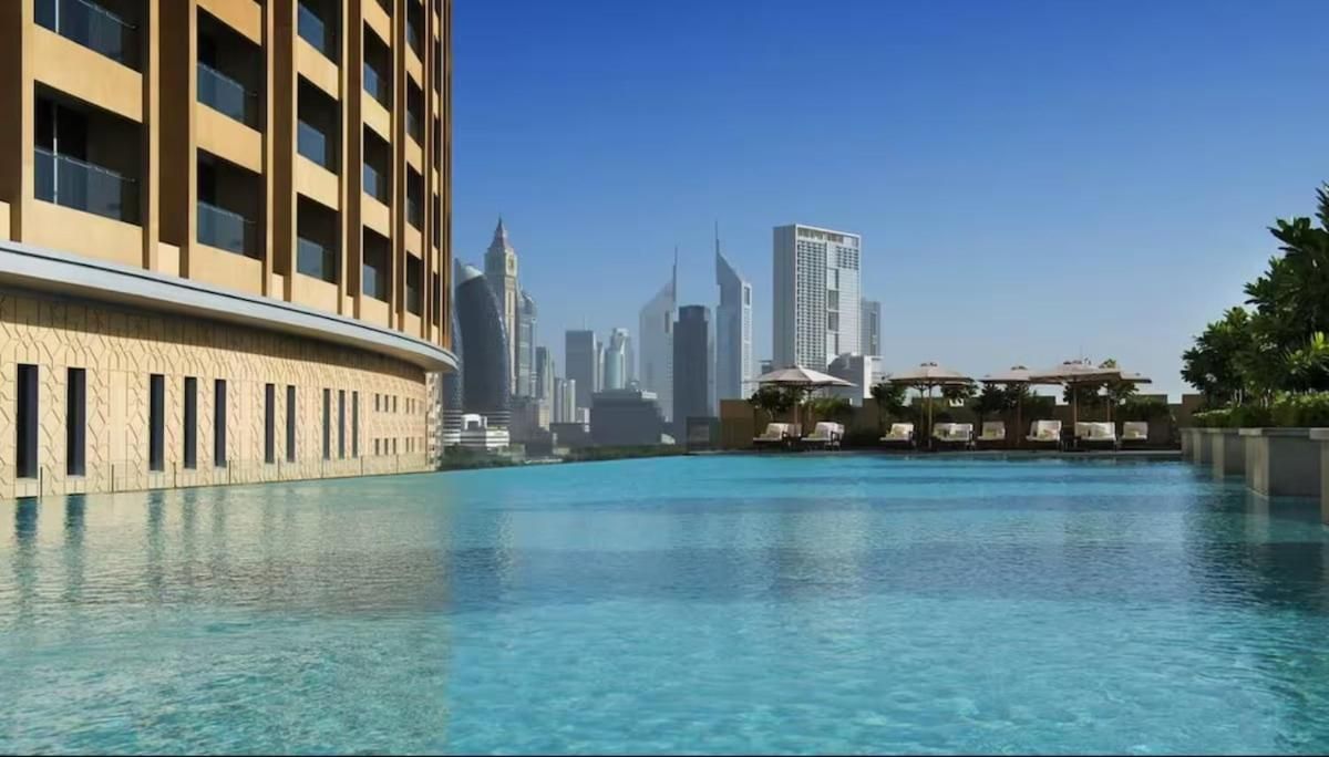 Stunning Studio Overlooking Burj Khalifa