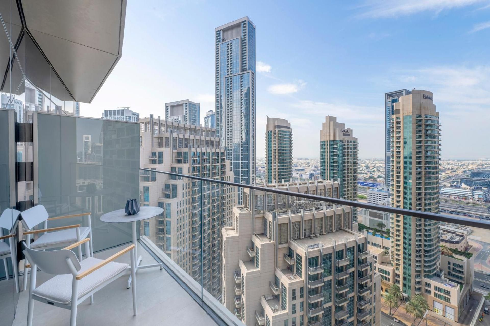 Two-Bedroom Deluxe Apartment with Balcony