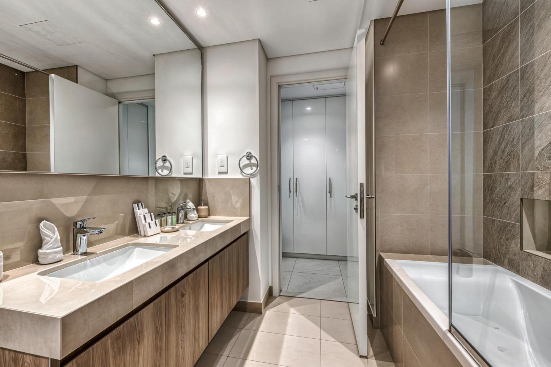 Four-Bedroom Platinum Apartment