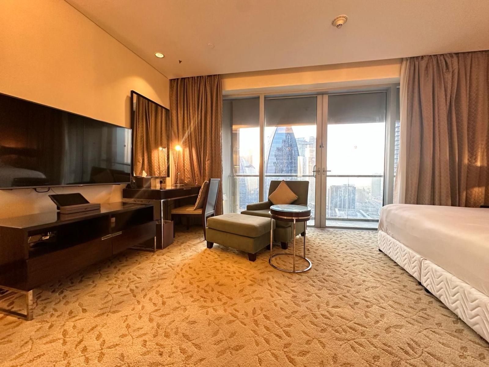 Superior Studio with Balcony and Burj Khalifa View