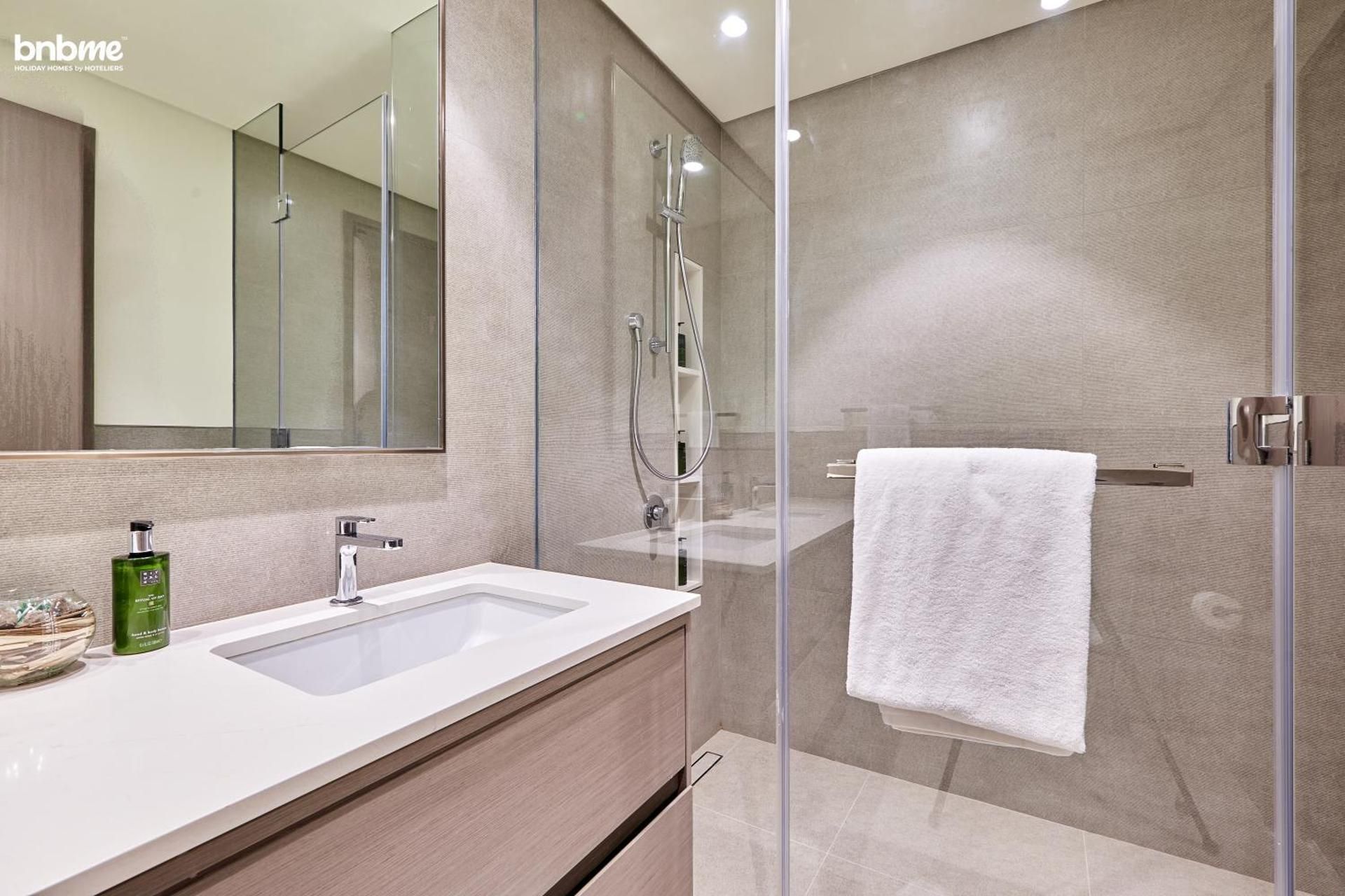 Four-Bedroom Luxury Apartment