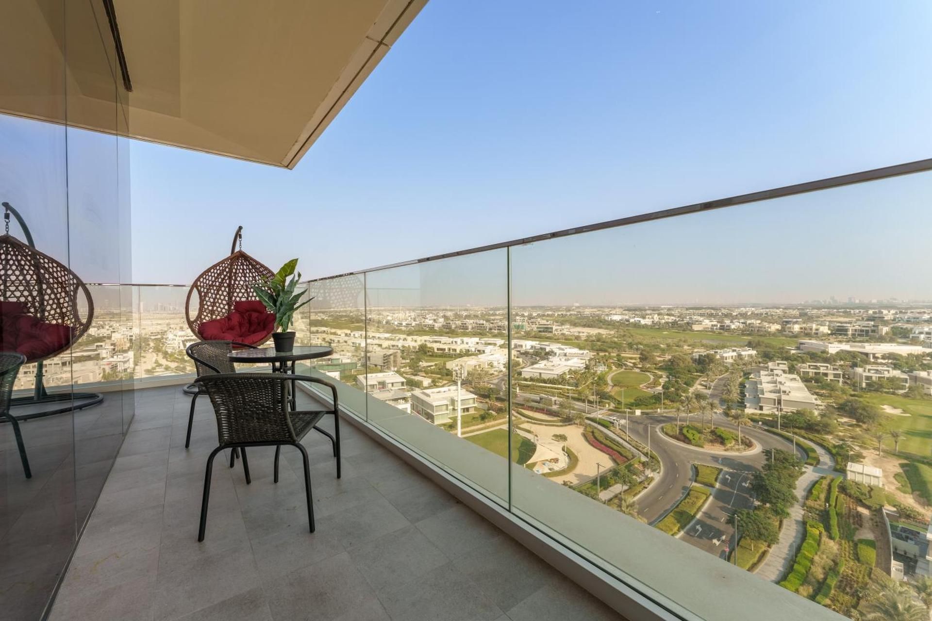 Three-Bedroom Apartment with Balcony