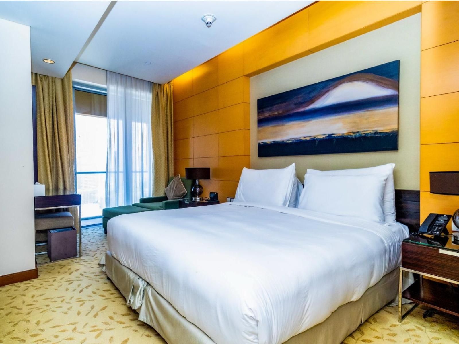 One-Bedroom Apartment with City View