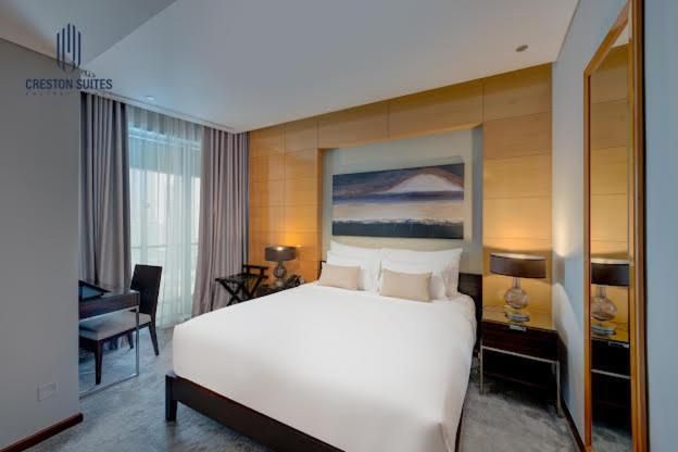 One-Bedroom Apartment with Balcony and City View