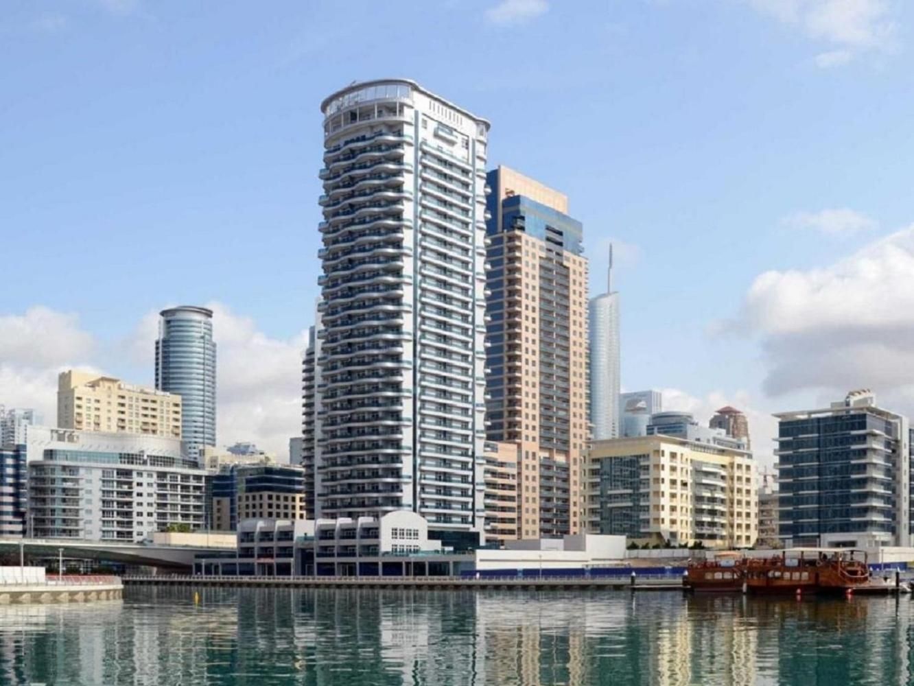 Spacious 1BR in Dubai Marina With Amazing Views