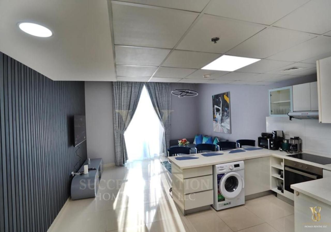 Dubai marina , Success Luxury apartments, near JBR beach and metro station-daily free housekeeping i