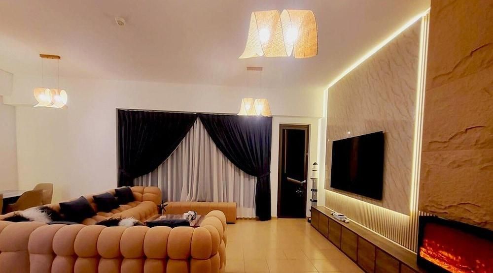 aeba9f956841b60635b93020da5e513f