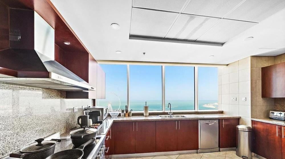 eb7284a06312a31cd04e1cc57d7b2279