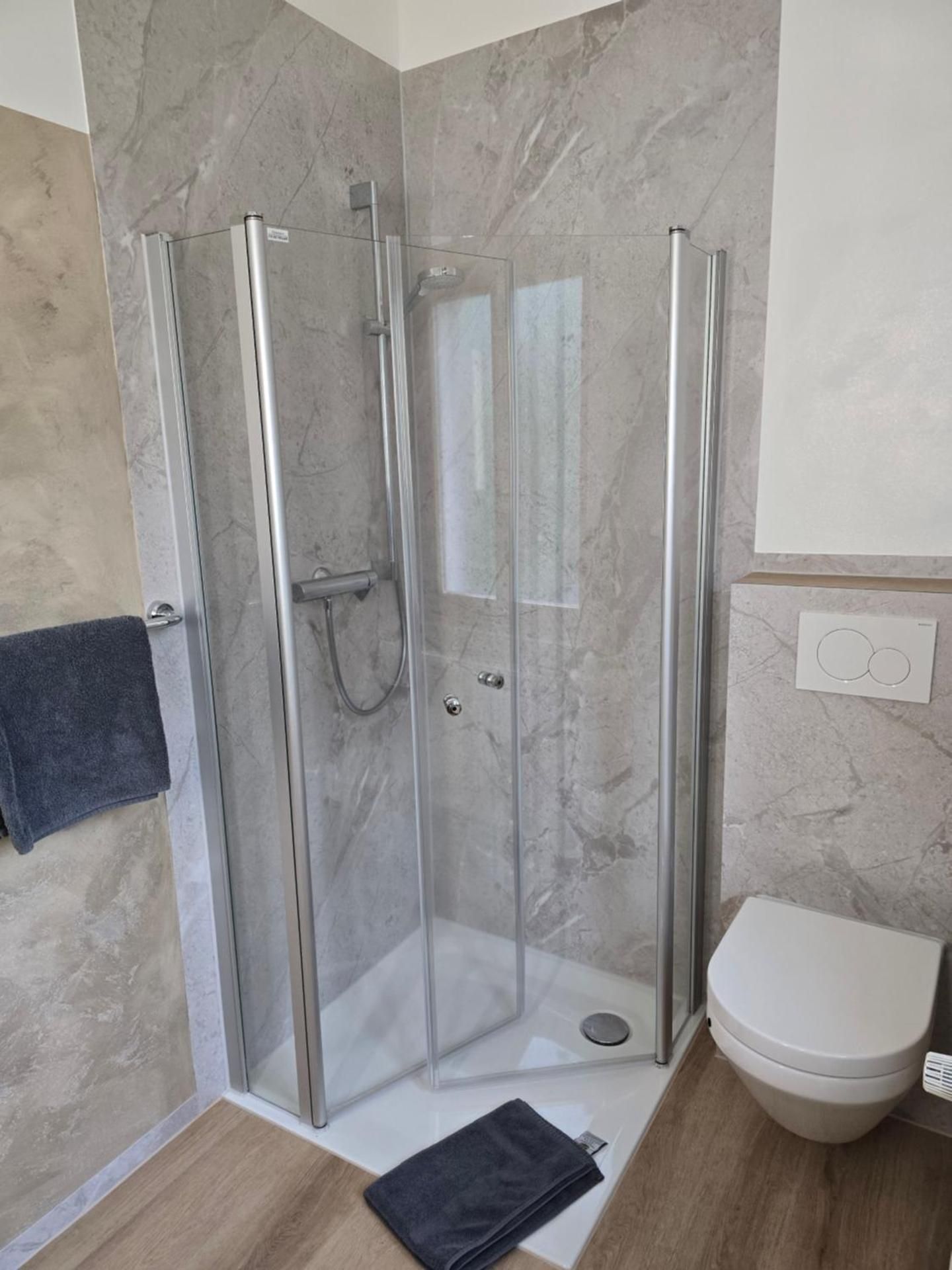 Single Room with Bathroom