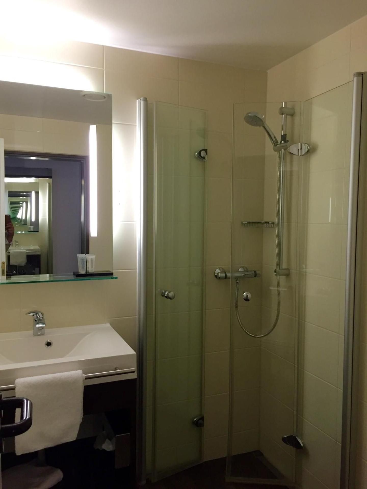 King Size Single Room