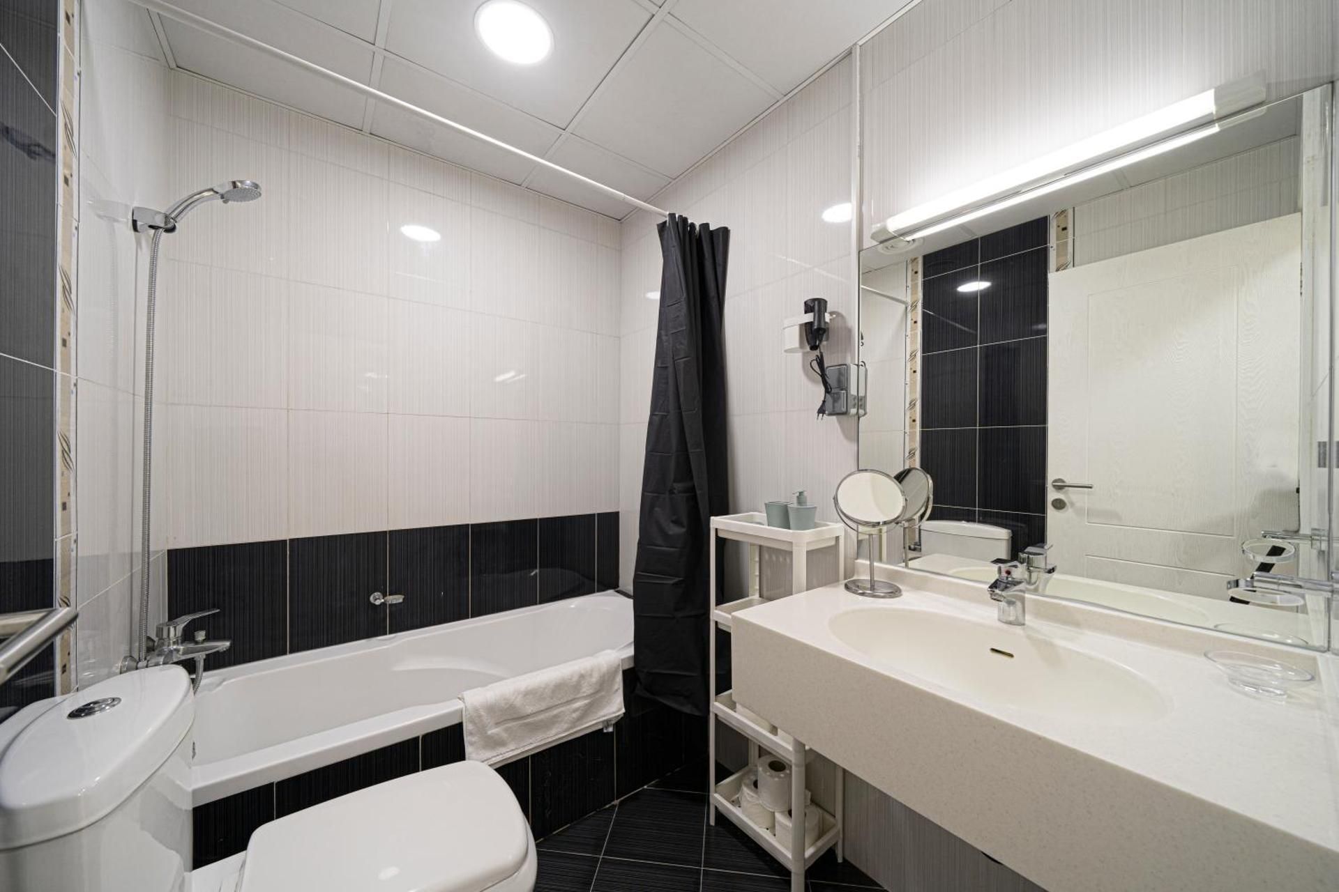 Dubai Marina Royal Premium Serviced Apartments Marina Wharf - KIDS STAY FREE plus free check in 24 h
