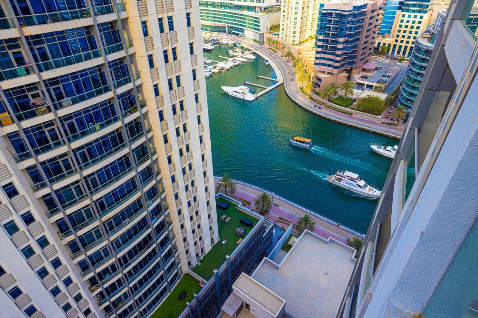 Dubai Marina Royal Premium Serviced Apartments Marina Wharf - KIDS STAY FREE plus free check in 24 h