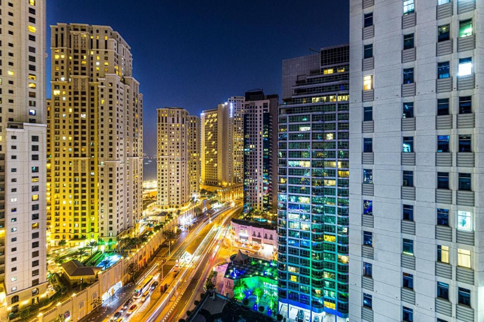 Dubai Marina Royal Premium Serviced Apartments Marina Wharf - KIDS STAY FREE plus free check in 24 h