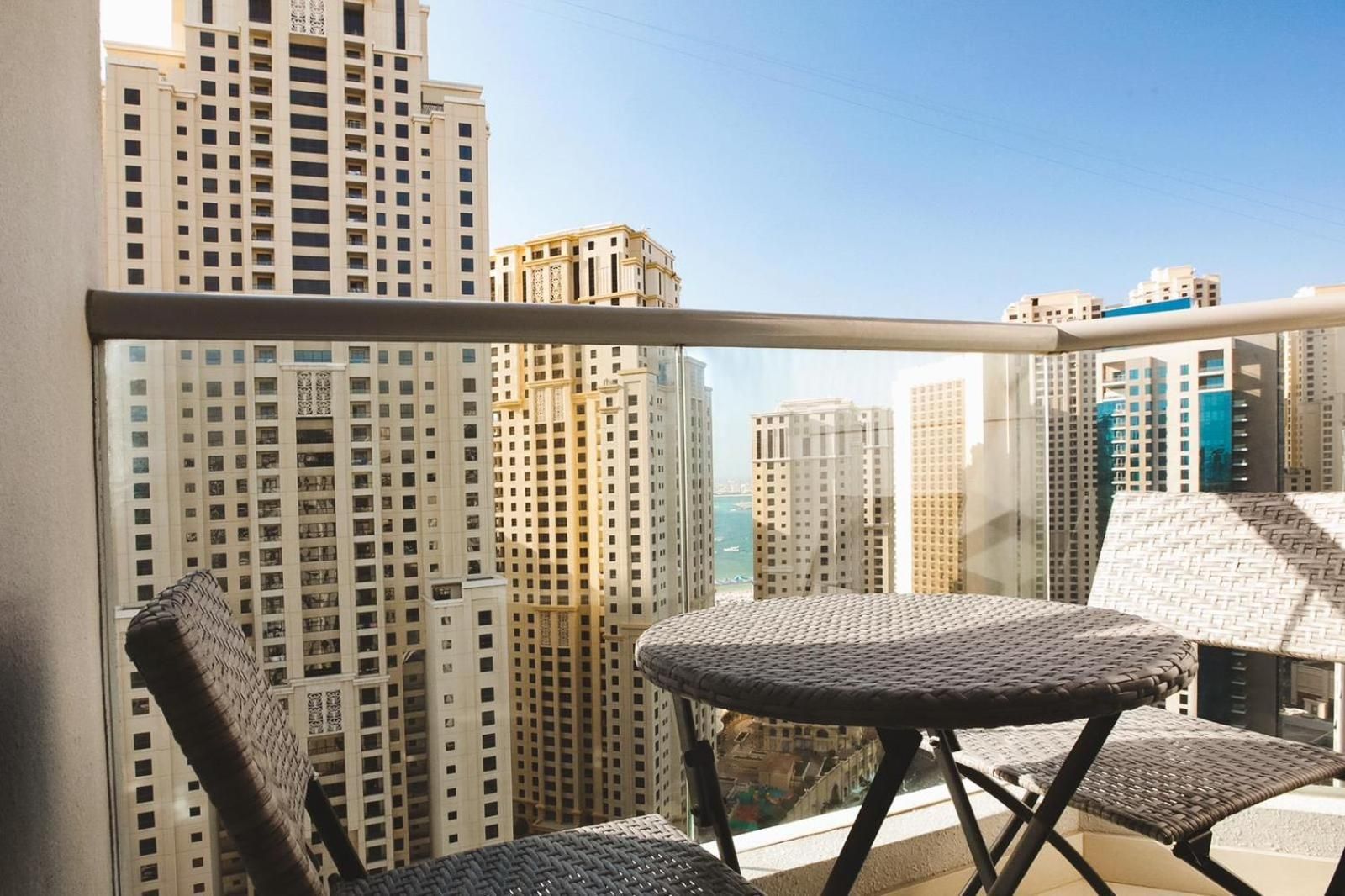 Dubai Marina Royal Premium Serviced Apartments Marina Wharf - KIDS STAY FREE plus free check in 24 h
