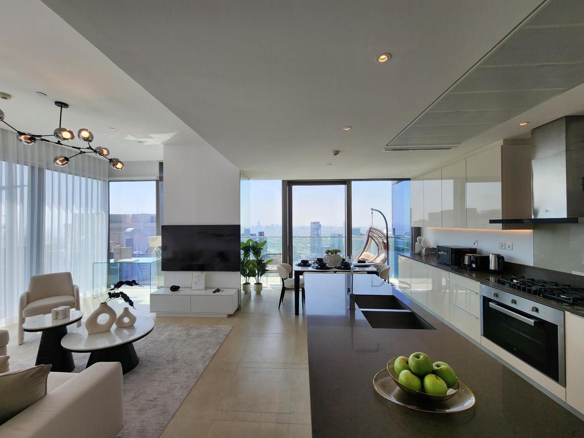 SOLARTE Luxe - Marina Gate - Spectacular Pools with Marina Views