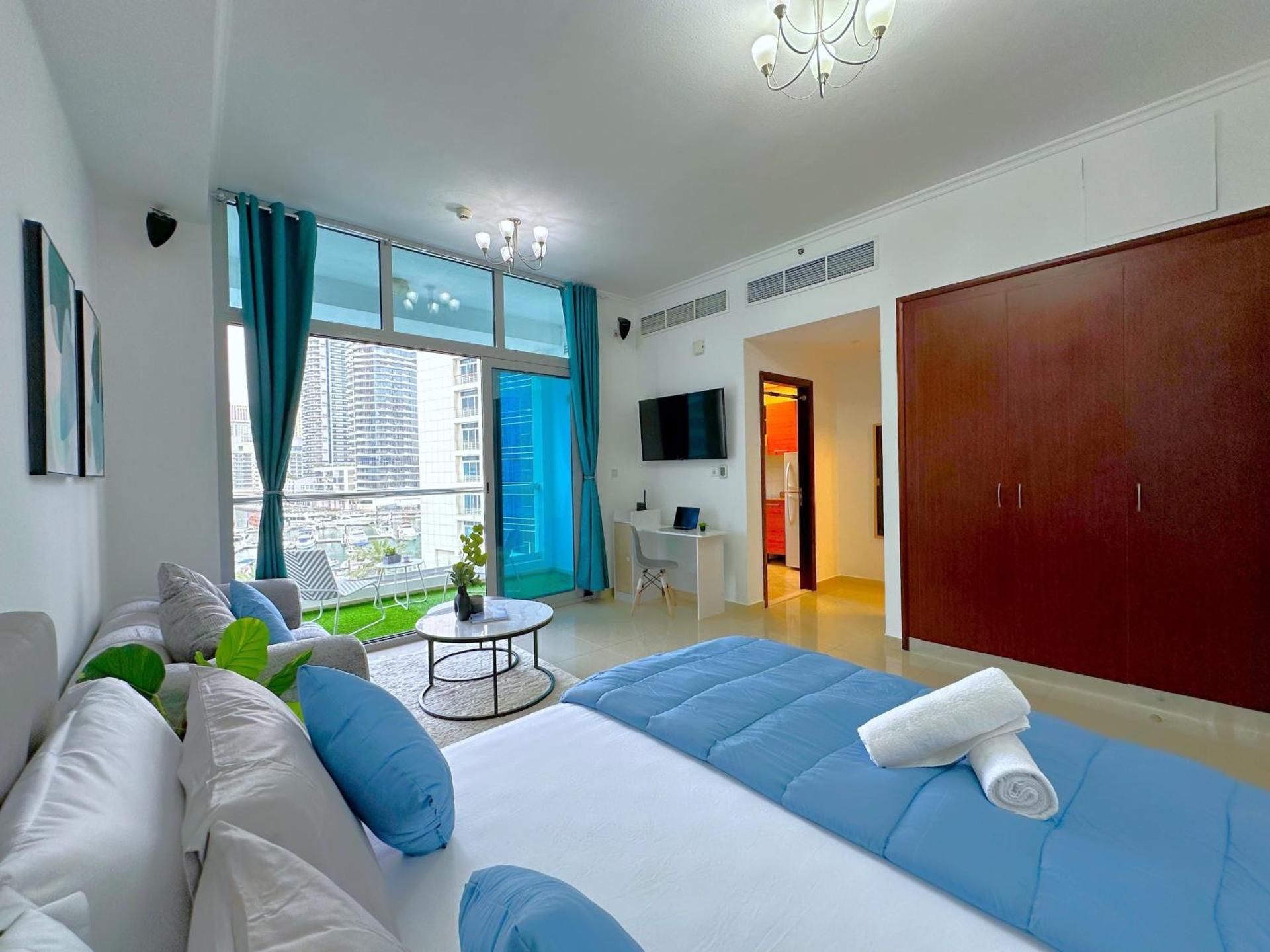 Studio Apartment with Sea View