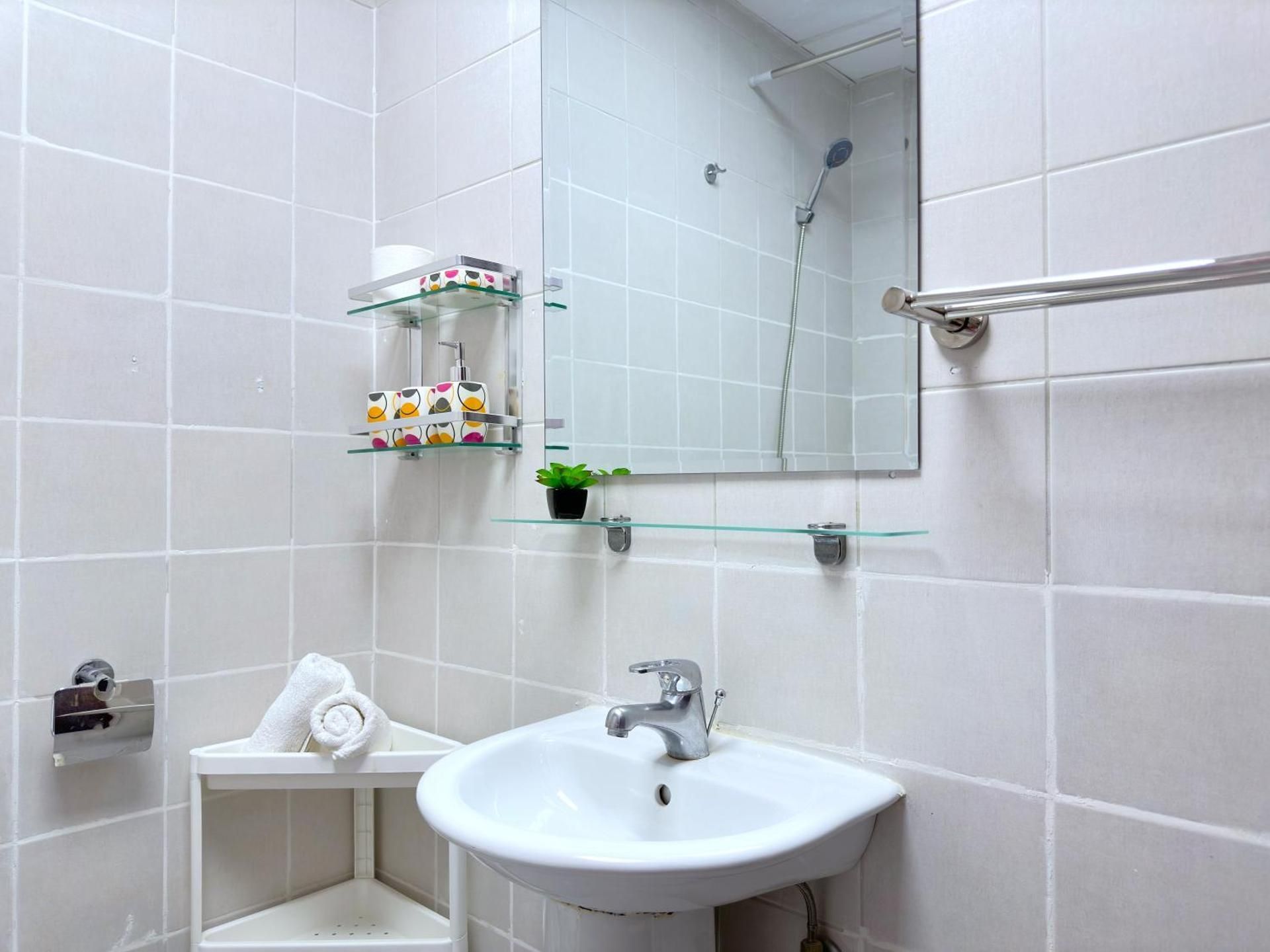 Studio Apartment with Sea View