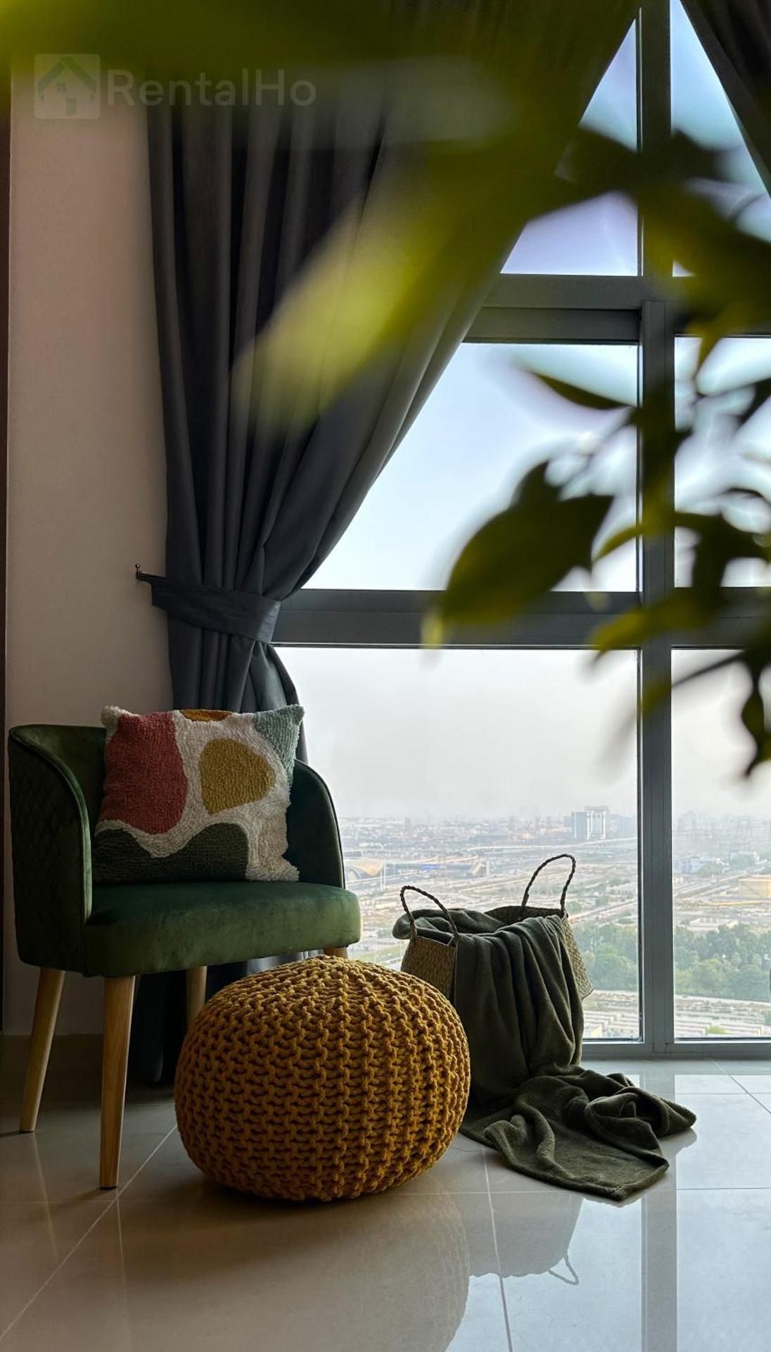 Luxury Stop w/ BoHo Design & Sea View in Marina