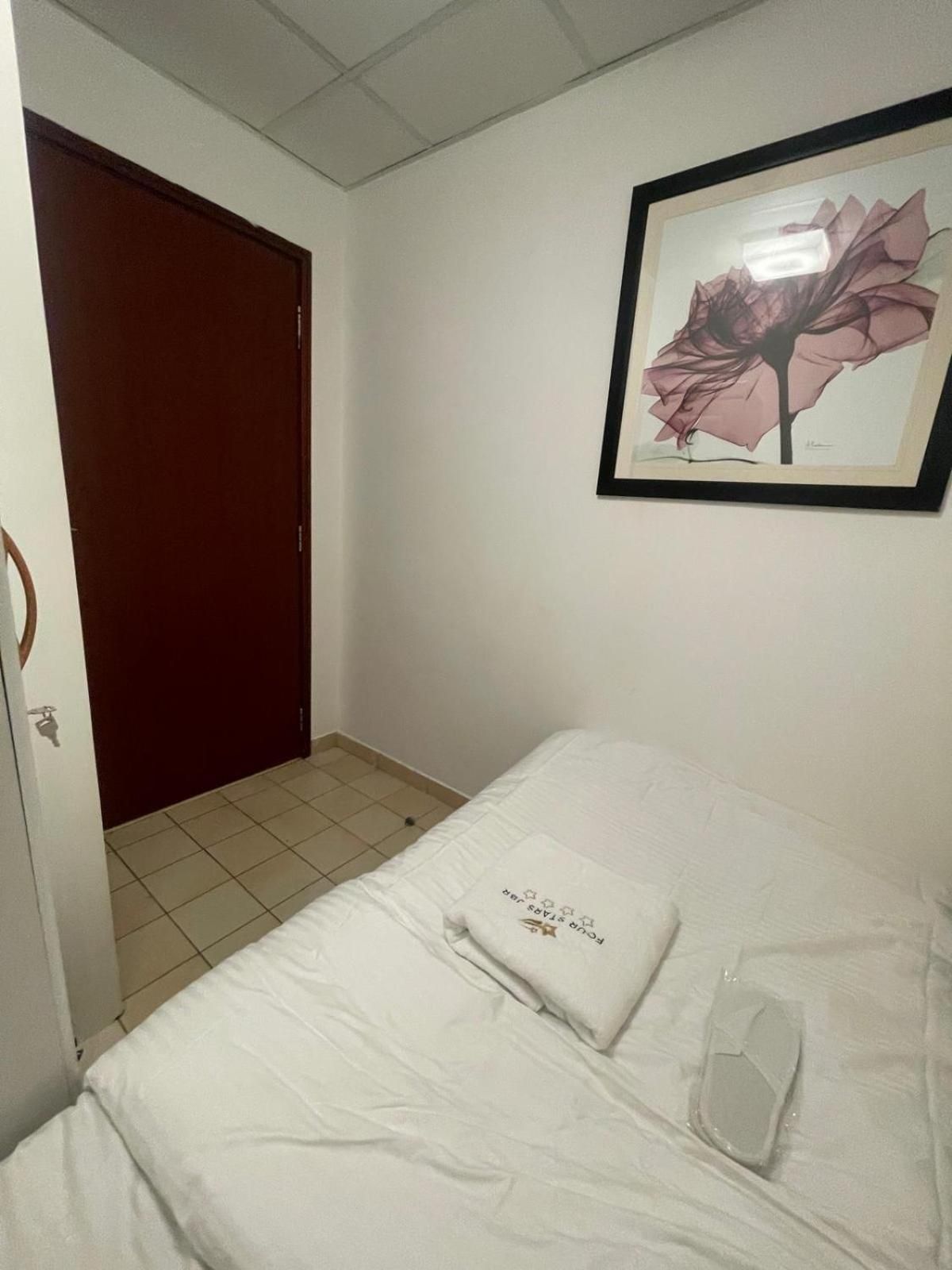 Single Room with Shared Bathroom
