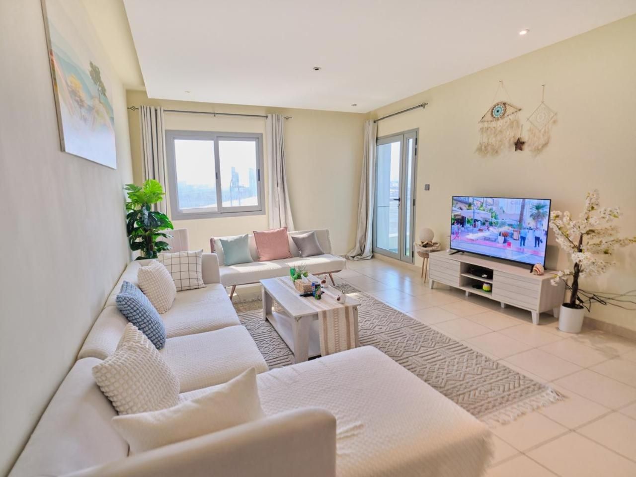 Wonderful 1BD With Full Marina View