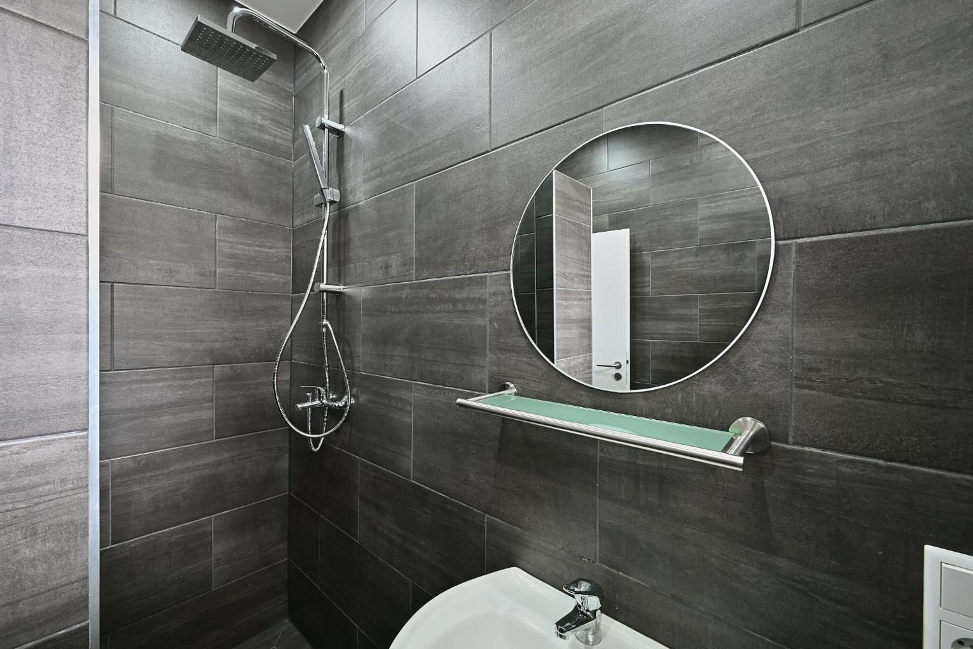 Single Room with Shared Bathroom