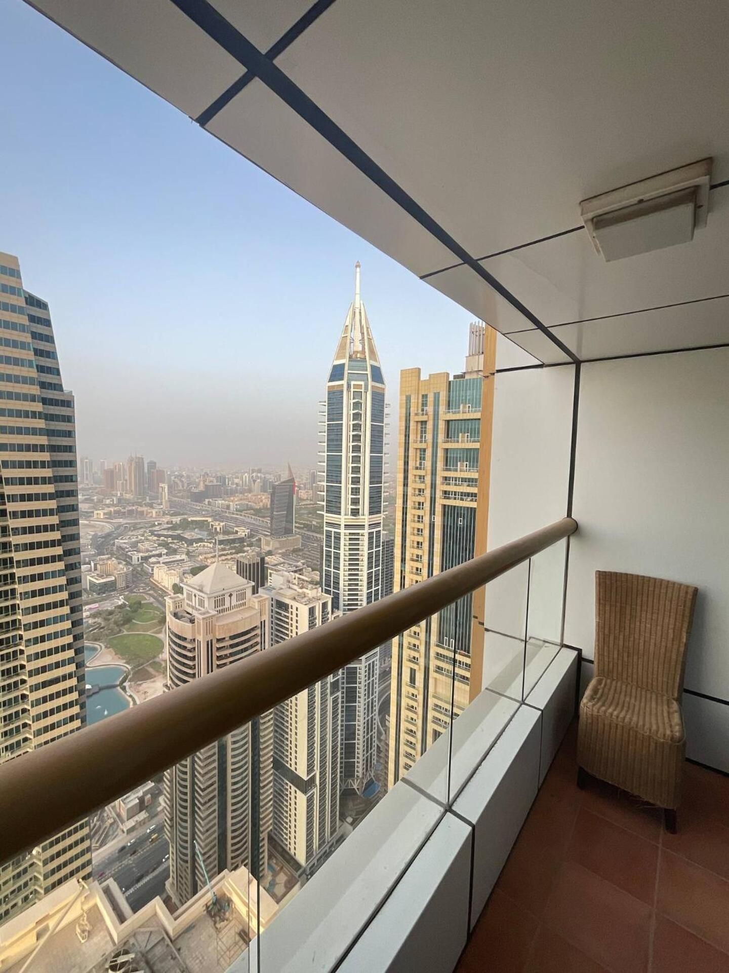 Ensuite Rooms in CoLiving Apartments in Marina