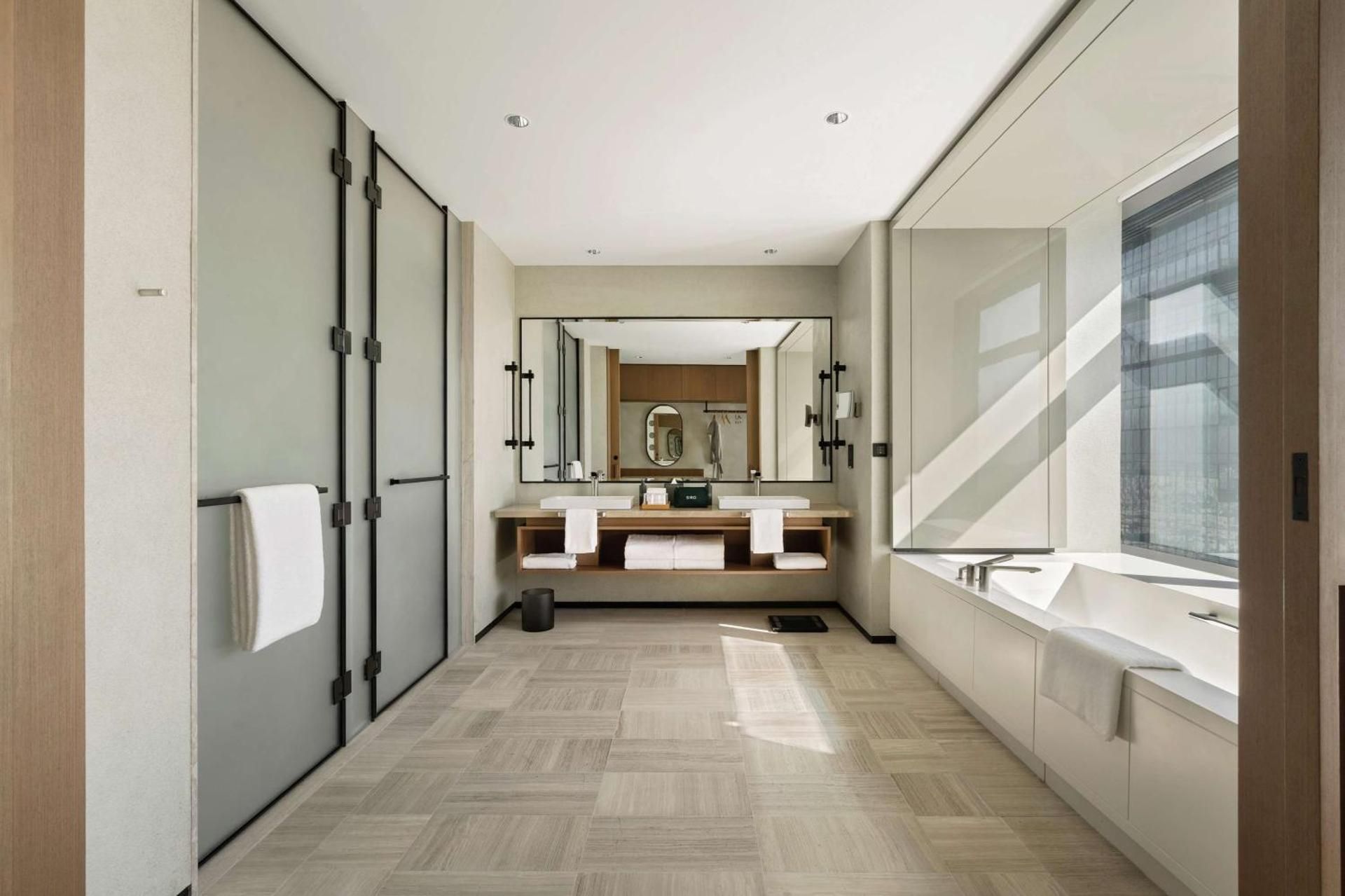 SIRO Premium Room, complimentary fitness class and nutrition consultation