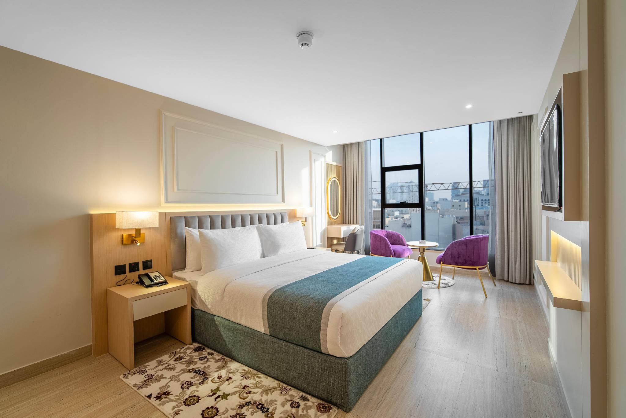 Deluxe Suite