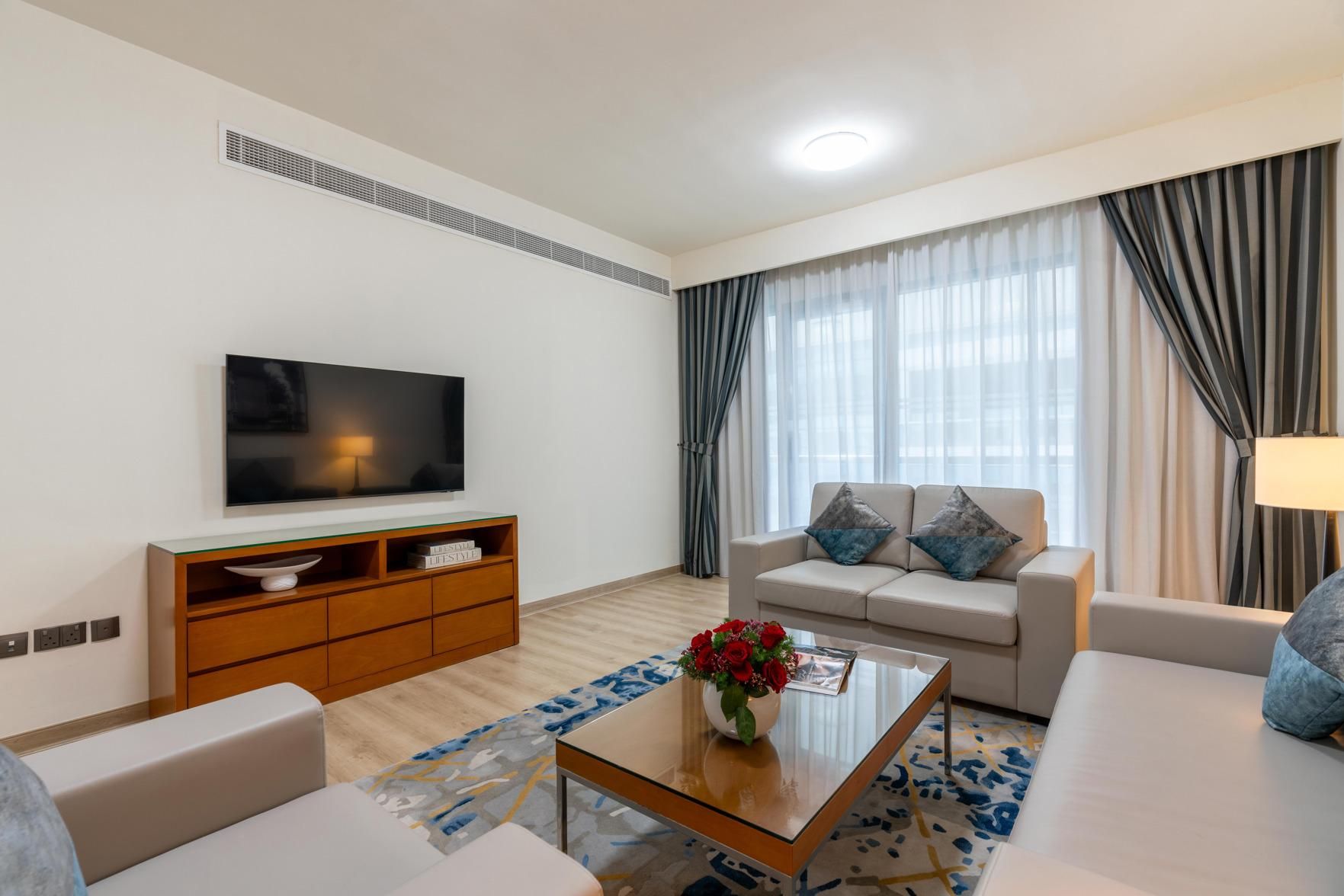 Golden Sands Hotel Apartments