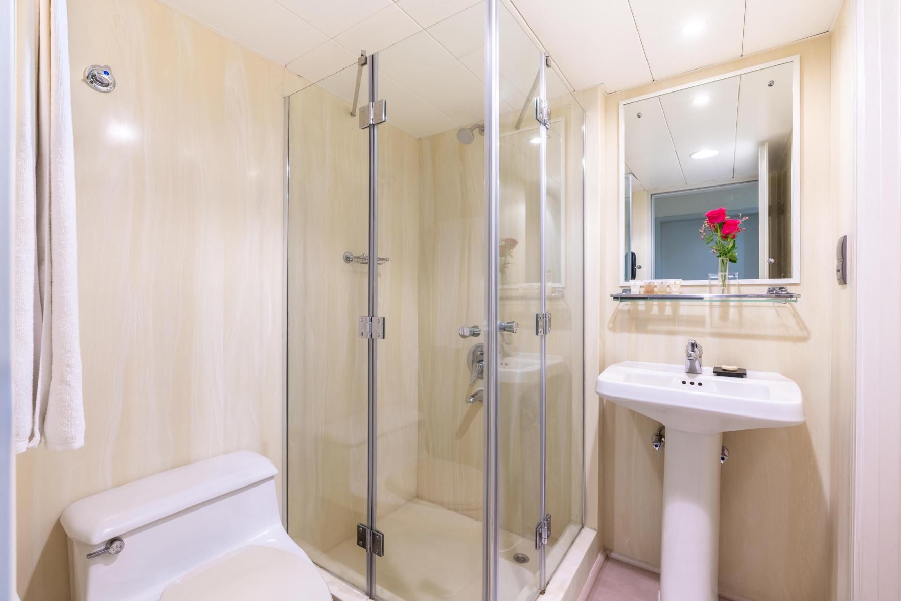 Golden Sands Hotel Apartments