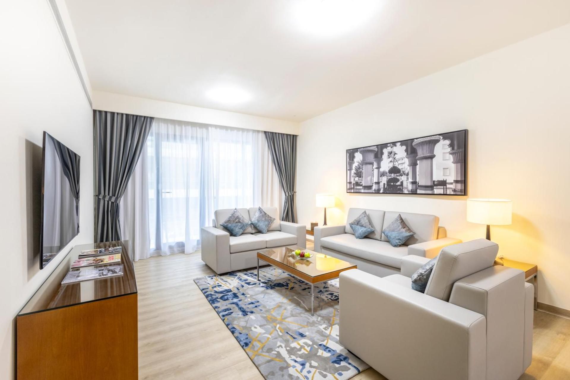 Golden Sands Hotel Apartments