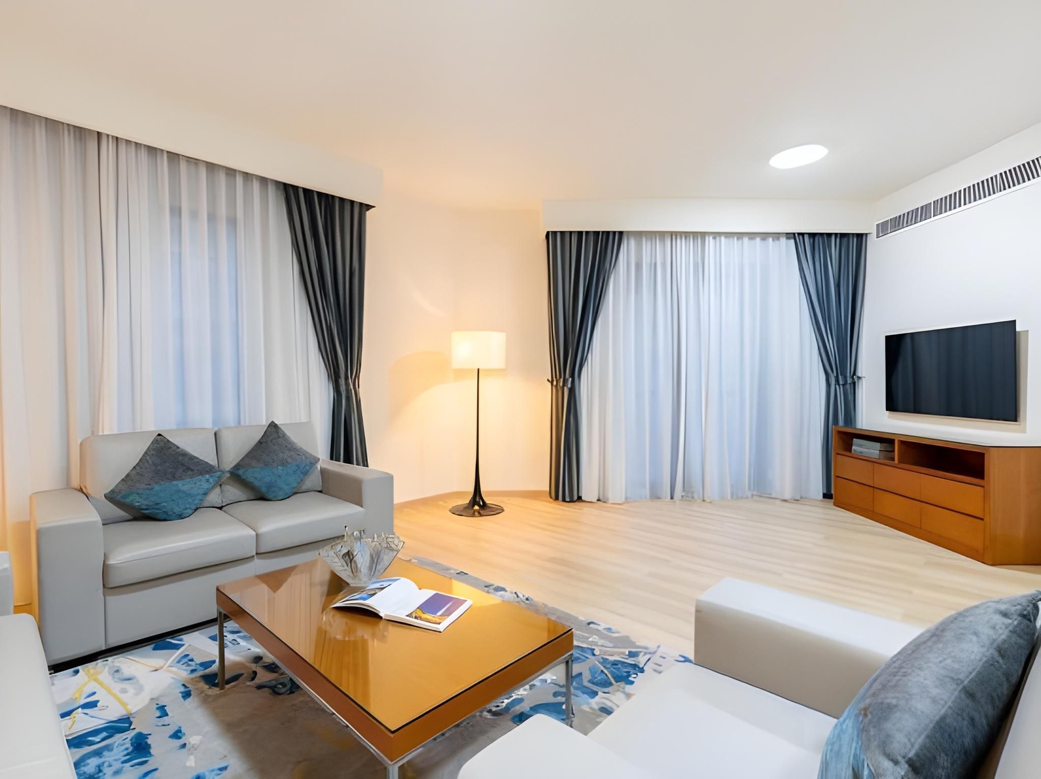 Golden Sands Hotel Apartments