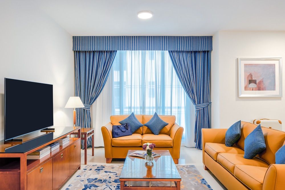 Golden Sands Hotel Apartments
