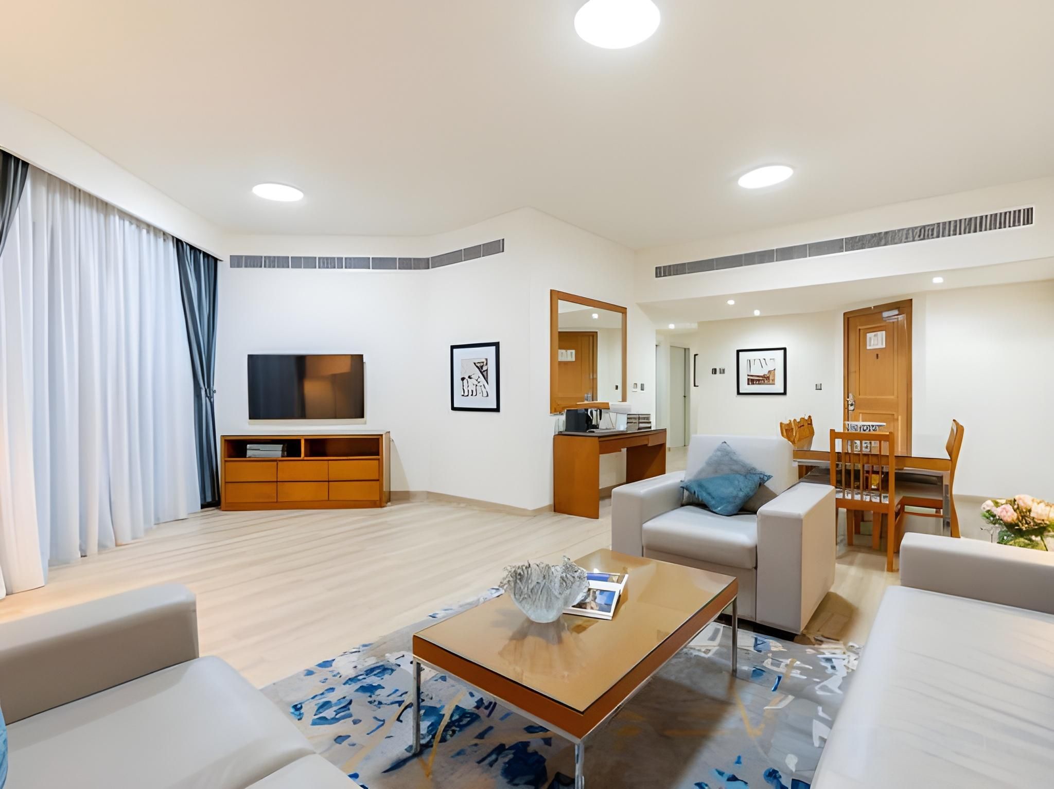 Golden Sands Hotel Apartments