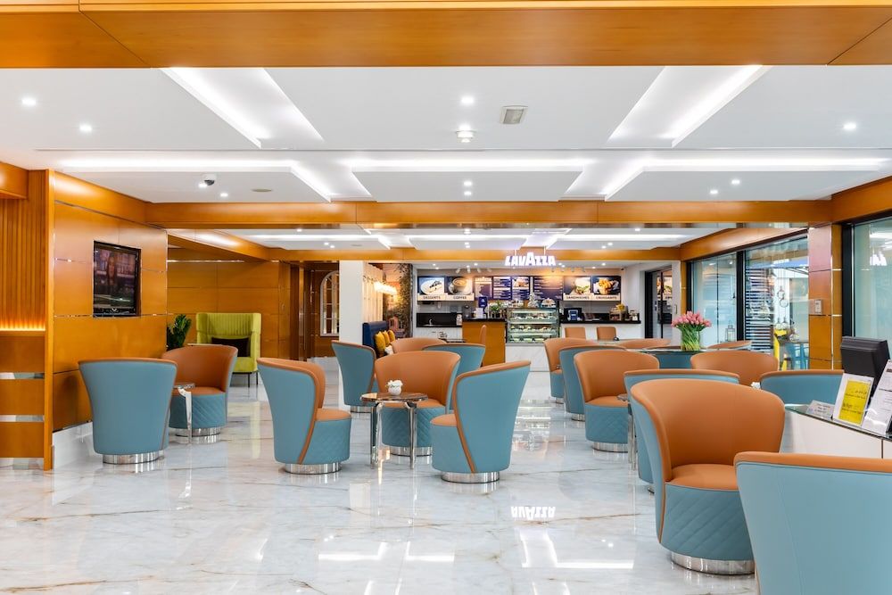 Golden Sands Hotel Apartments