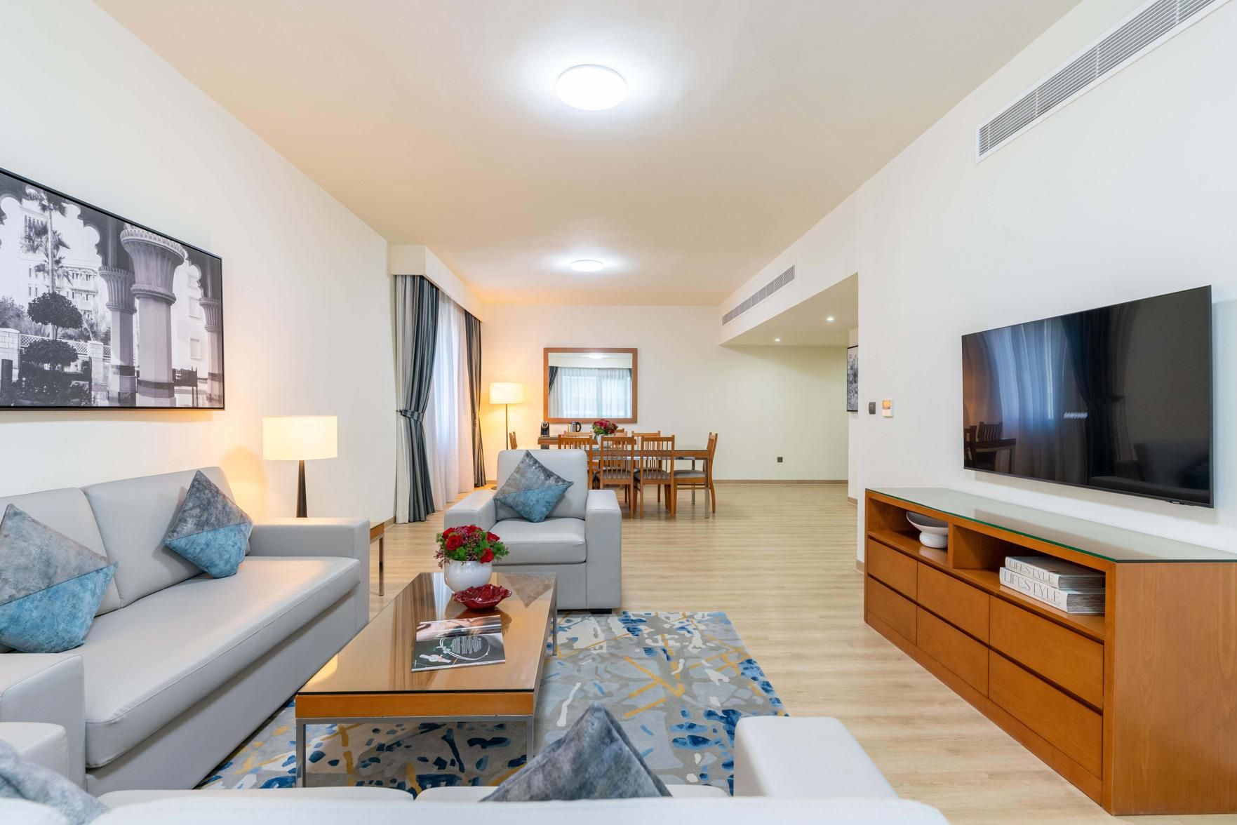 Golden Sands Hotel Apartments